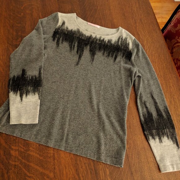 Beautiful and Unique BASLER Grey Crewneck Sweater - Picture 1 of 10